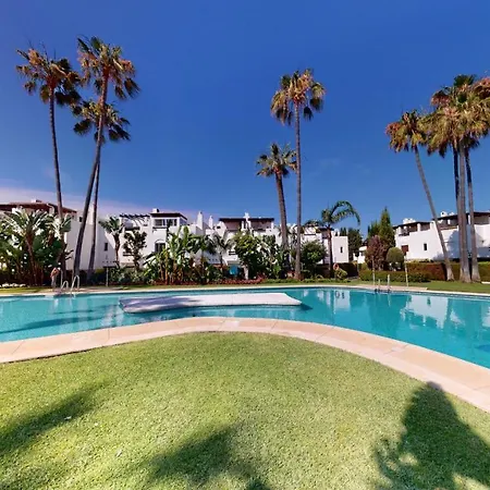 Дом отдыха Guadalvillas - Guadalmina Townhouse Марбелья